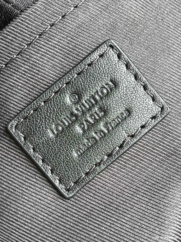AAA Pruses Bags CRUISER LOUIS VUITTON MESSENGER 0802